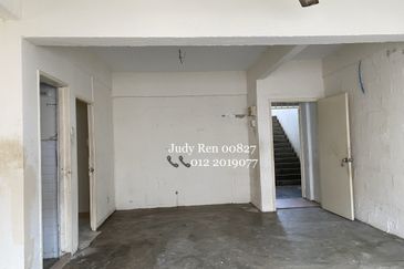 Subang Perdana Goodyear Court 10