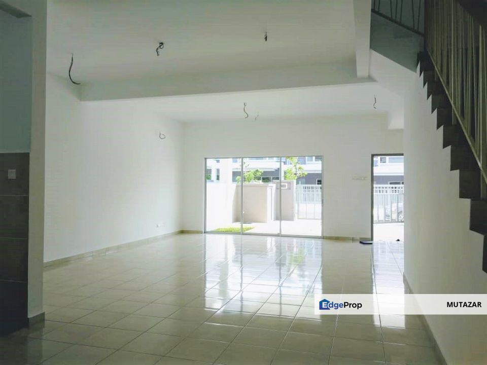 [FREEHOLD BRAND NEW] DOUBLE STOREY TERRACE HOUSE @ SERENE HEIGHTS, BANGI - NEAR UKM KOMUTER STATION, Selangor, Semenyih