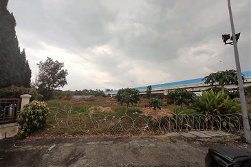 Jalan Pulau Lumut P U10/P @ Alam Budiman