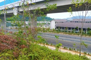 Jalan Pulau Lumut P U10/P @ Alam Budiman