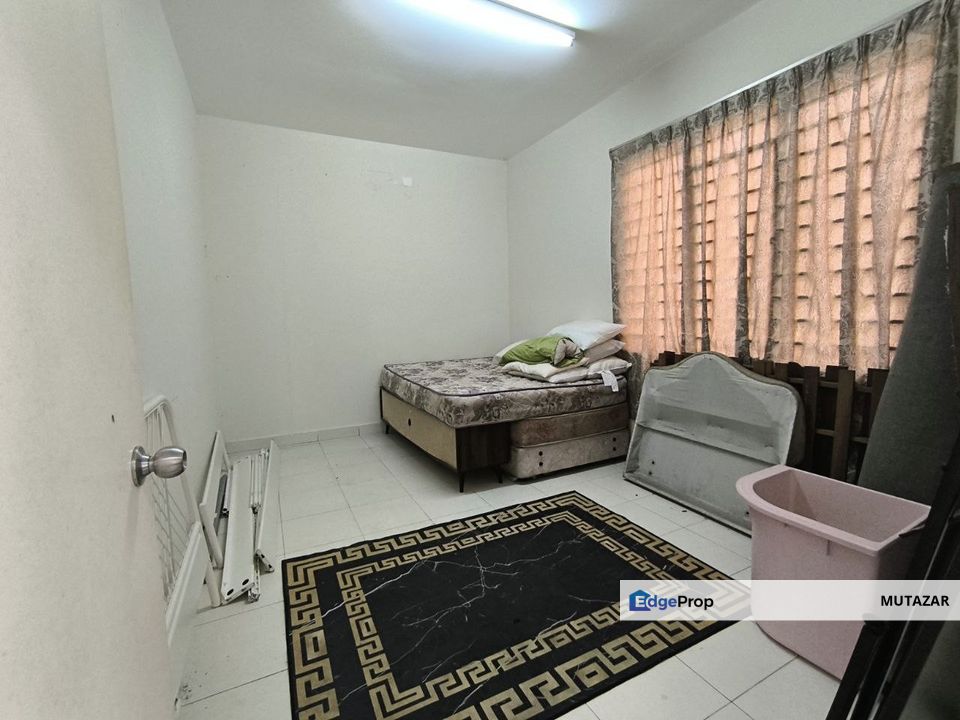 FREEHOLD, Double Storey Semi-D @ Impian Makmur, Saujana Impian, Kajang - With Extra Land FOR RENT, Selangor, Kajang
