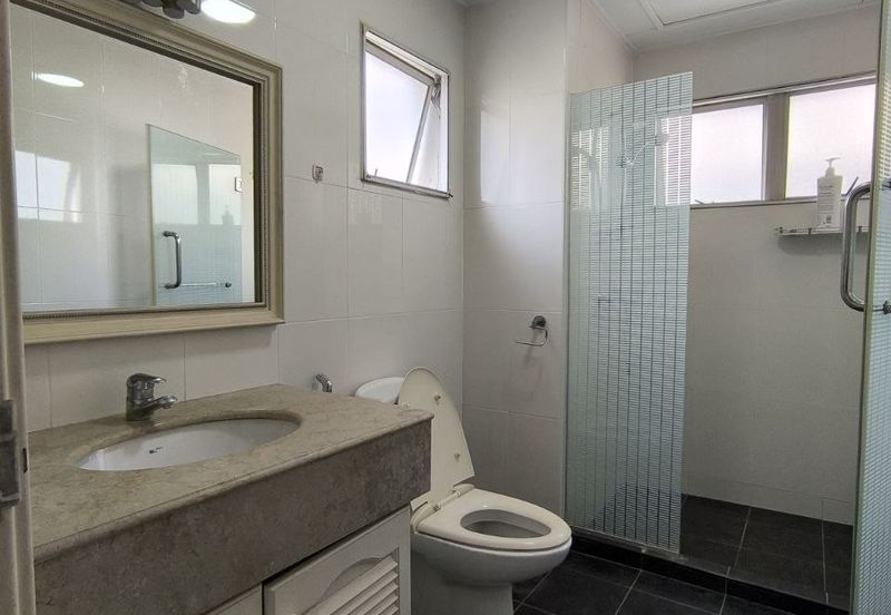 Bungaraya Kondominium, Saujana Subang