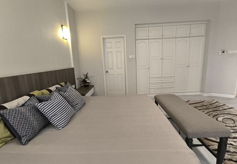 Bungaraya Kondominium, Saujana Subang