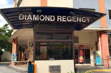 Diamond Regency