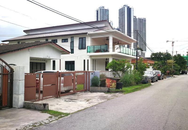 Kampung Datuk Keramat