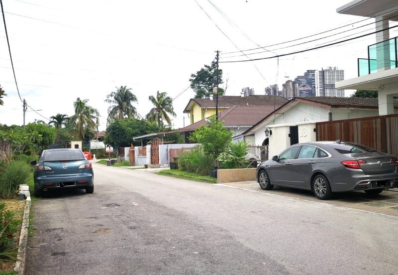 Kampung Datuk Keramat