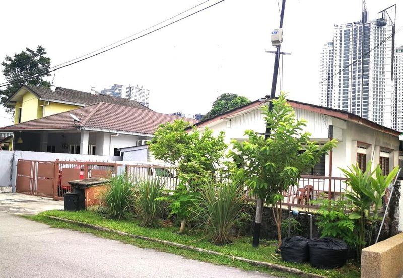 Kampung Datuk Keramat