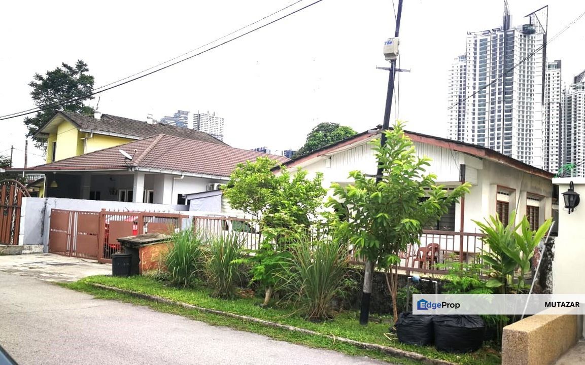 PRICE REDUCED!! Single Storey Bungalow @ Taman Keramat, Kuala Lumpur - Extra Land at Side & Facing Open FOR SALE, Kuala Lumpur, Keramat