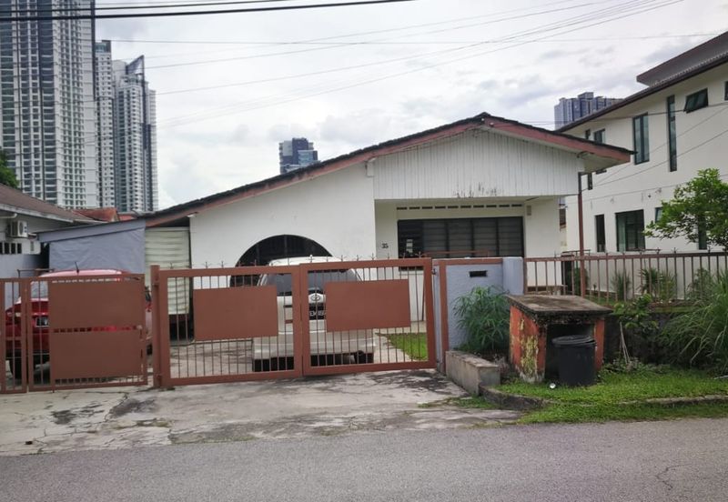 Kampung Datuk Keramat