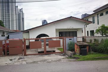 Kampung Datuk Keramat