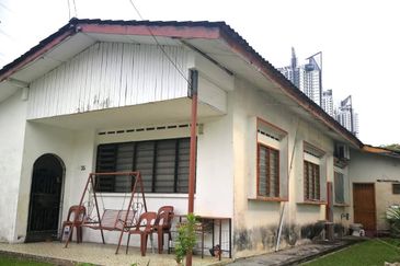 Kampung Datuk Keramat