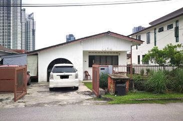 Kampung Datuk Keramat