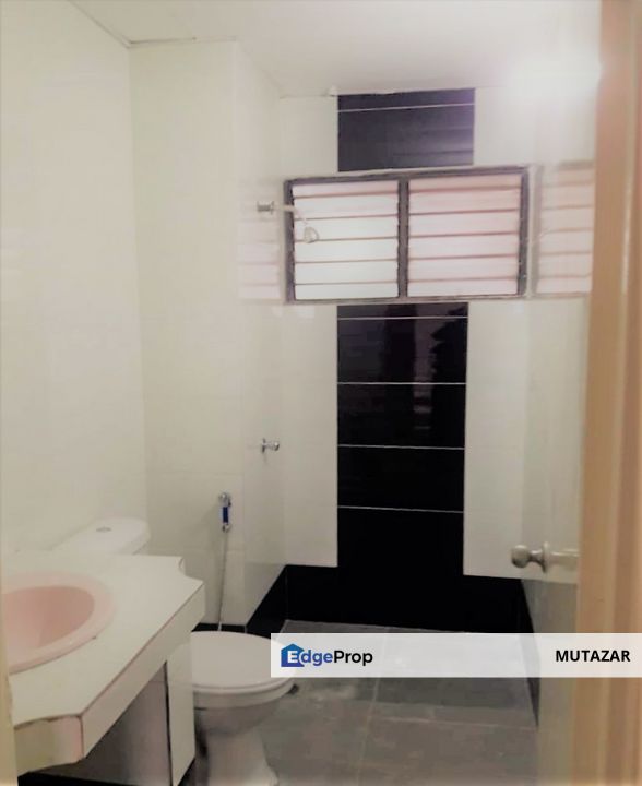 END LOT, Sri Alam Condominium @ Seksyen 13, Shah Alam - Nice View Facing Golf Course [KGSAAS] FOR SALE, Selangor, Shah Alam