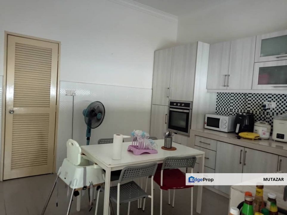 FREEHOLD, Double Storey Superlink House @ Saujana Impian, Kajang - Spacious 30 ft wide, 12 ft ceiling height FOR SALE, Selangor, Kajang