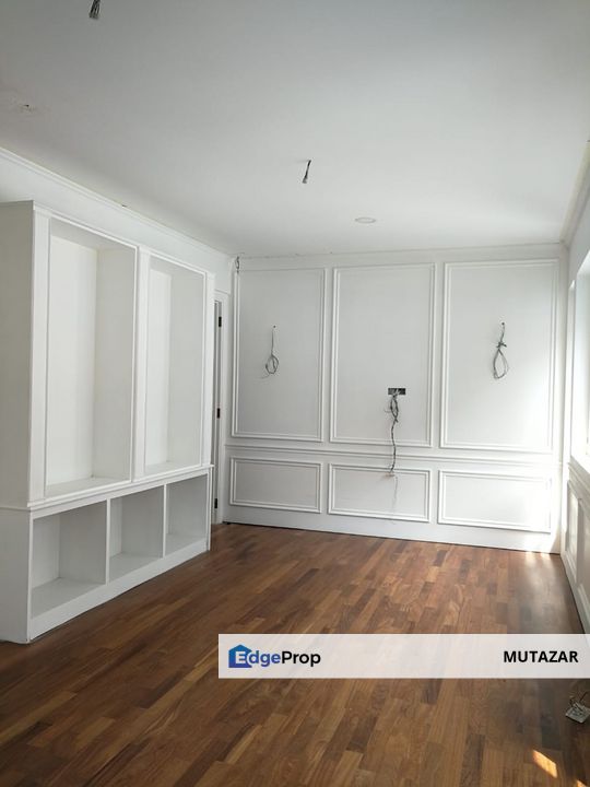 PRICE DROP!  The Rafflesia @ Damansara Perdana, 3-Storey Semi-D with Lift & Pool For Sale, Selangor, Damansara Perdana