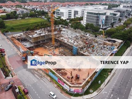 Freehold, 5-mins walking distance to LRT stations, matured township glenmarie, Selangor, Shah Alam