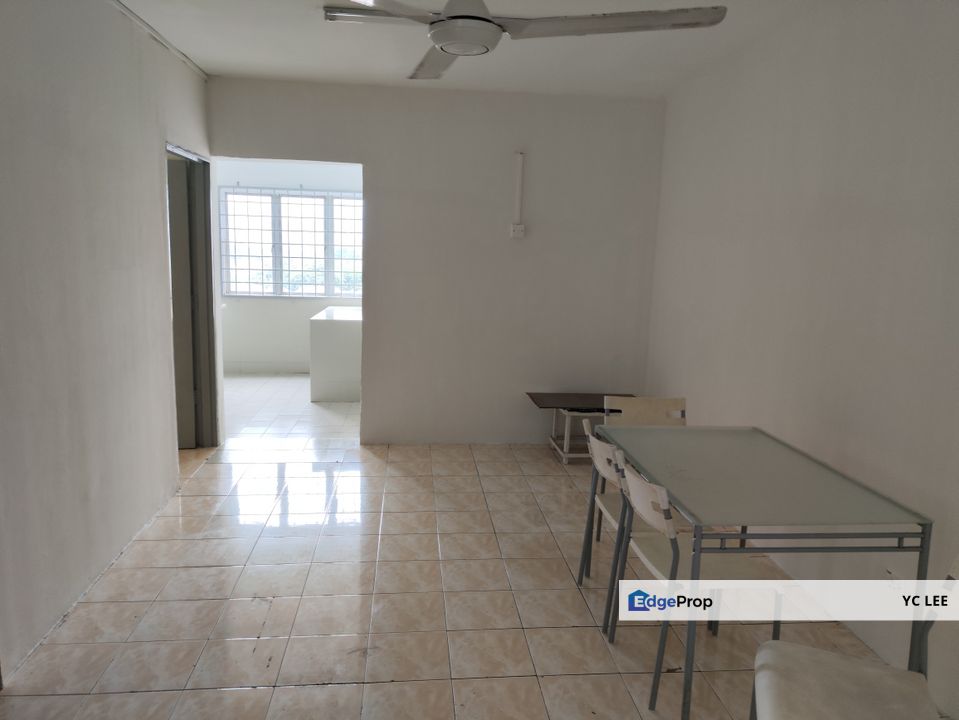 Non Bumi Lot! Renovated! Like New! Near MRT LRT!, Kuala Lumpur, Cheras