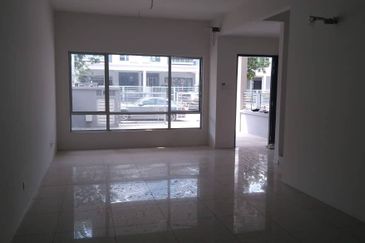 Parkfield Residences, Tropicana Heights