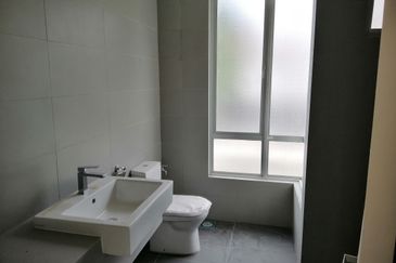 Parkfield Residences, Tropicana Heights