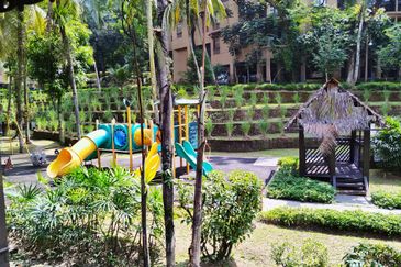 Kampung Warisan Condominium