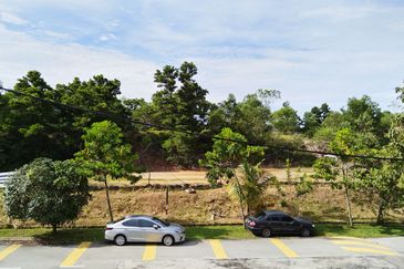 Taman Saujana Utama