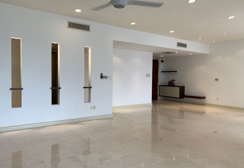 Hampshire Park Condominium