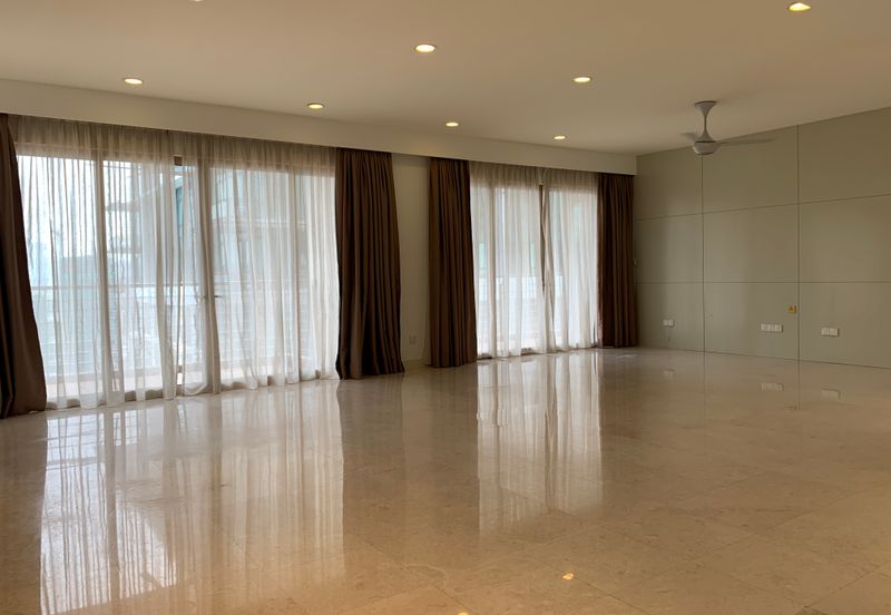 Hampshire Park Condominium