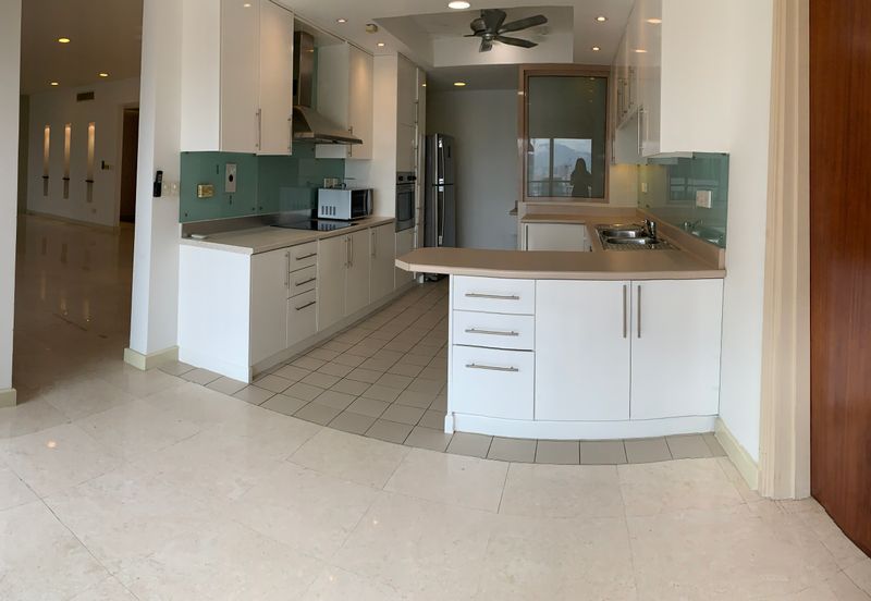 Hampshire Park Condominium