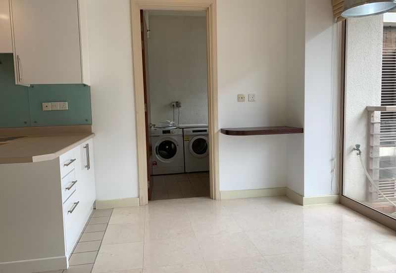 Hampshire Park Condominium