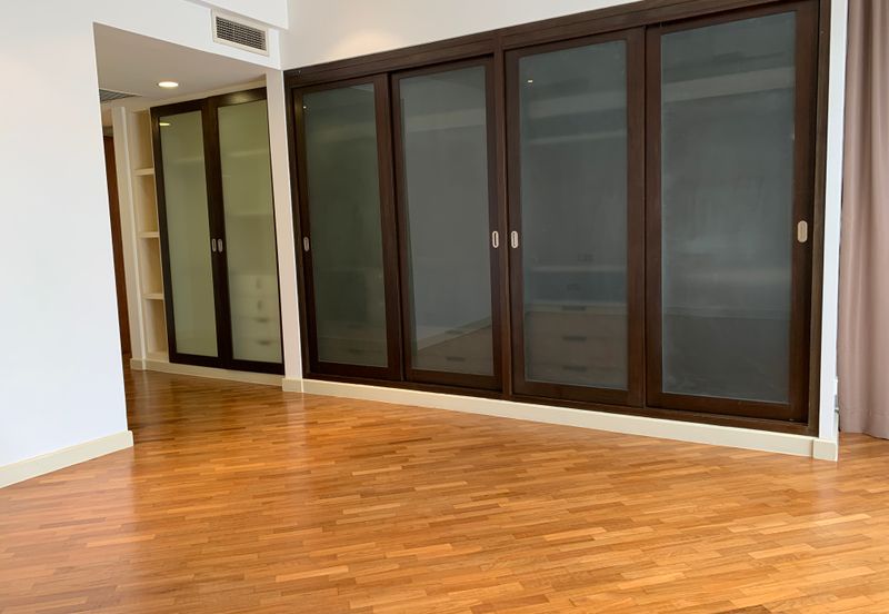 Hampshire Park Condominium