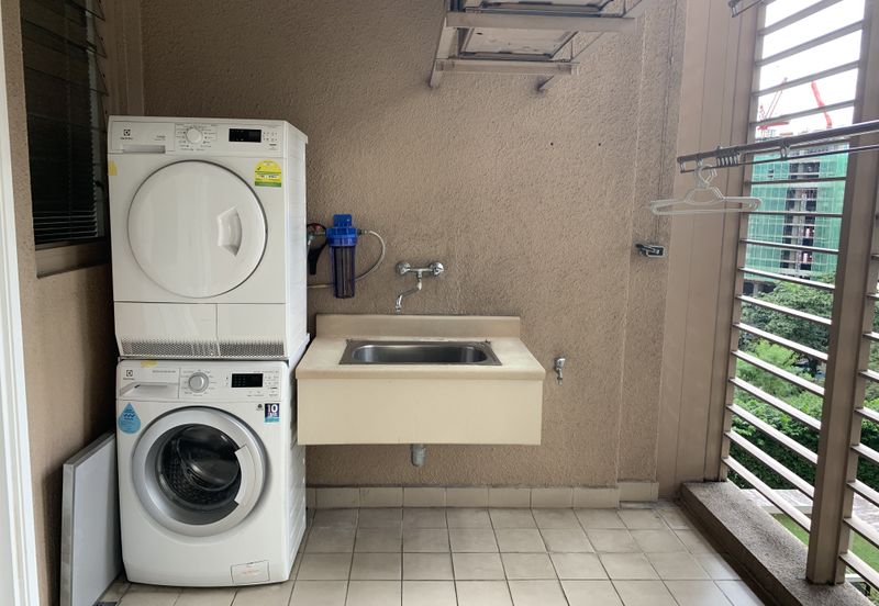 Hampshire Park Condominium