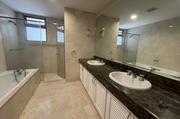 Hampshire Park Condominium