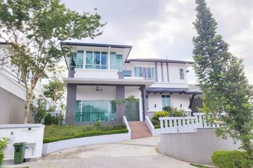 Freehold Luxury Bungalow @ Amverton Hills 