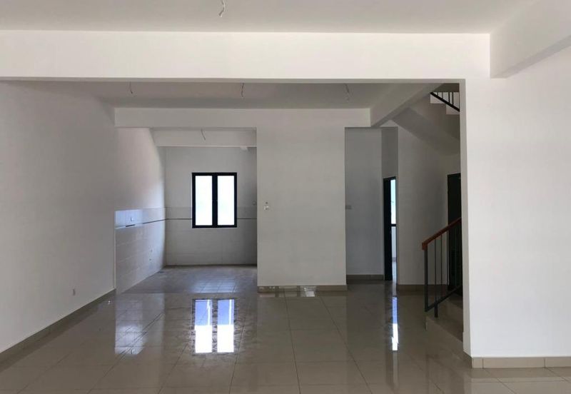 New Double Storey 24'x75' @ AMAN PUTRI U17 Shah Alam - 20mins to Bandar Sri Damansara