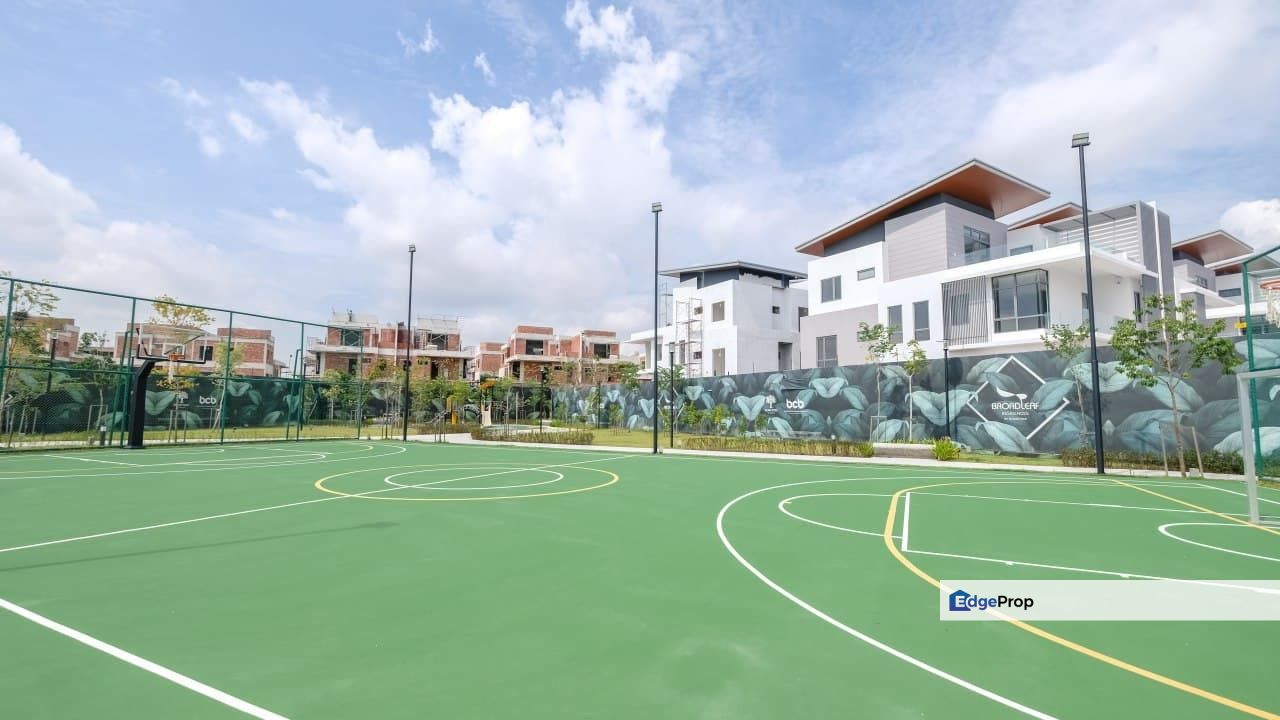 [Broadleaf Residence] 3 Storey  Huge Semi D @ Kota Kemuning , Selangor, Kota Kemuning