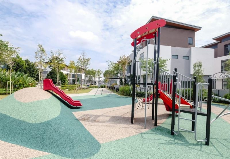 Broadleaf Residences, Hometree