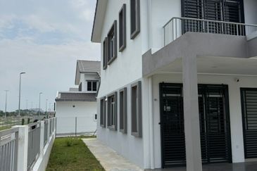 [END LOT 30x70] New Launch  Puncak Alam Double Storey BU2000sft