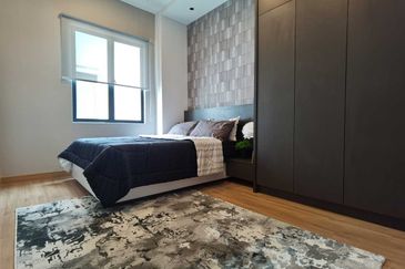 [5R5B] New 3 Storey at U10 Shah Alam (10mins to Bukit Jelutong)