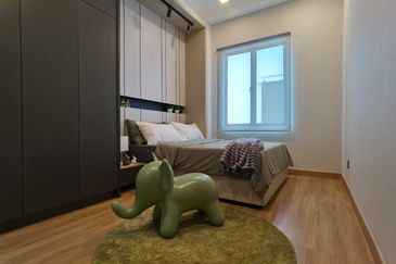 [5R5B] New 3 Storey at U10 Shah Alam (10mins to Setia Alam)