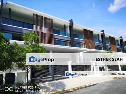 Hilltop 3 Storey Superlinks house, Selangor, Selayang