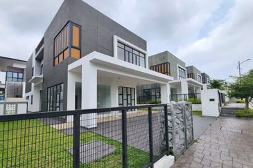 Seksyen 13, Shah Alam