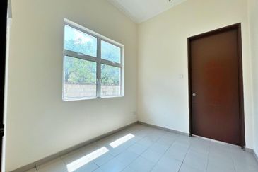 Bandar Tun Hussein Onn