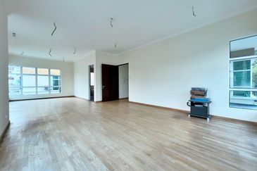 Bandar Tun Hussein Onn