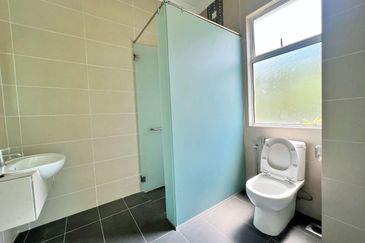 Bandar Tun Hussein Onn