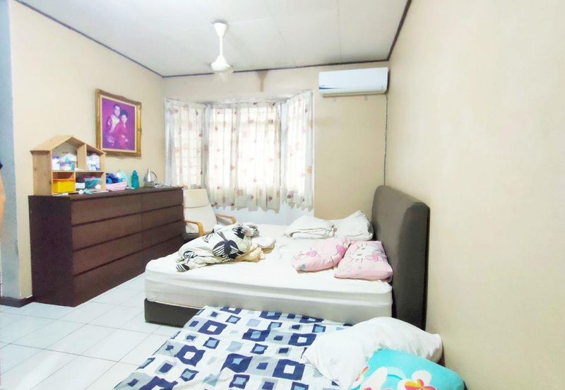 Jalan Damai Perdana 2 