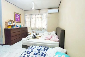 Jalan Damai Perdana 2 