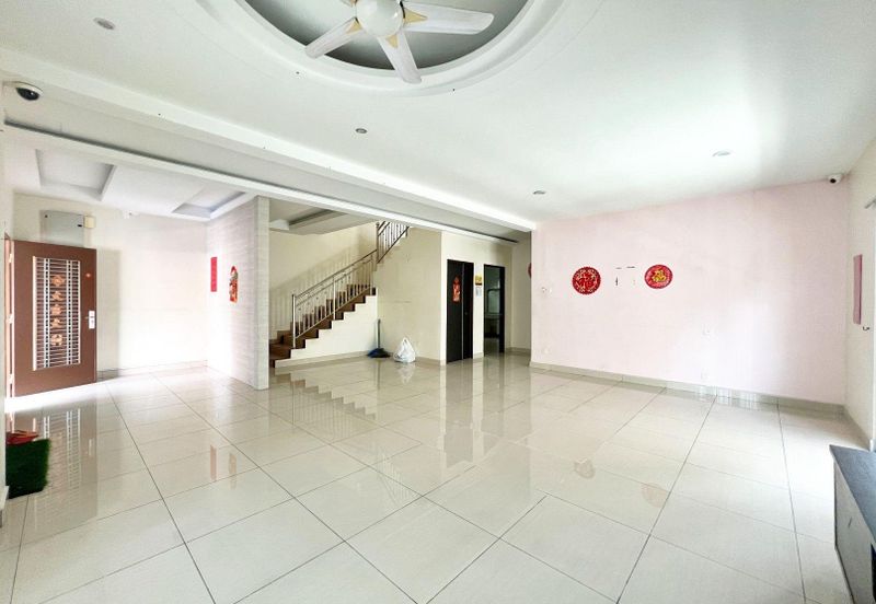 Bandar Tun Hussein Onn