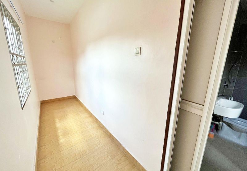 Bandar Tun Hussein Onn