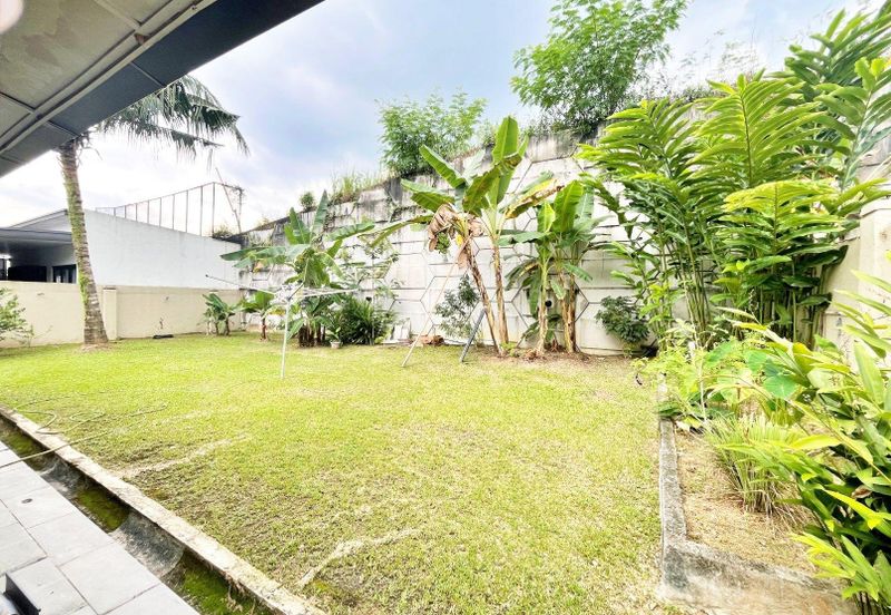 CHEAP Bungalow @ Cheras Batu 9 for sale