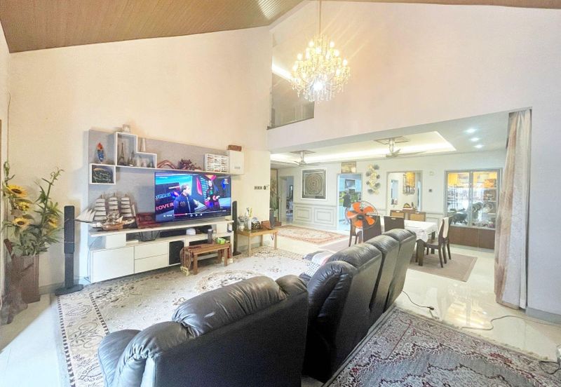 CHEAP Bungalow @ Cheras Batu 9 for sale